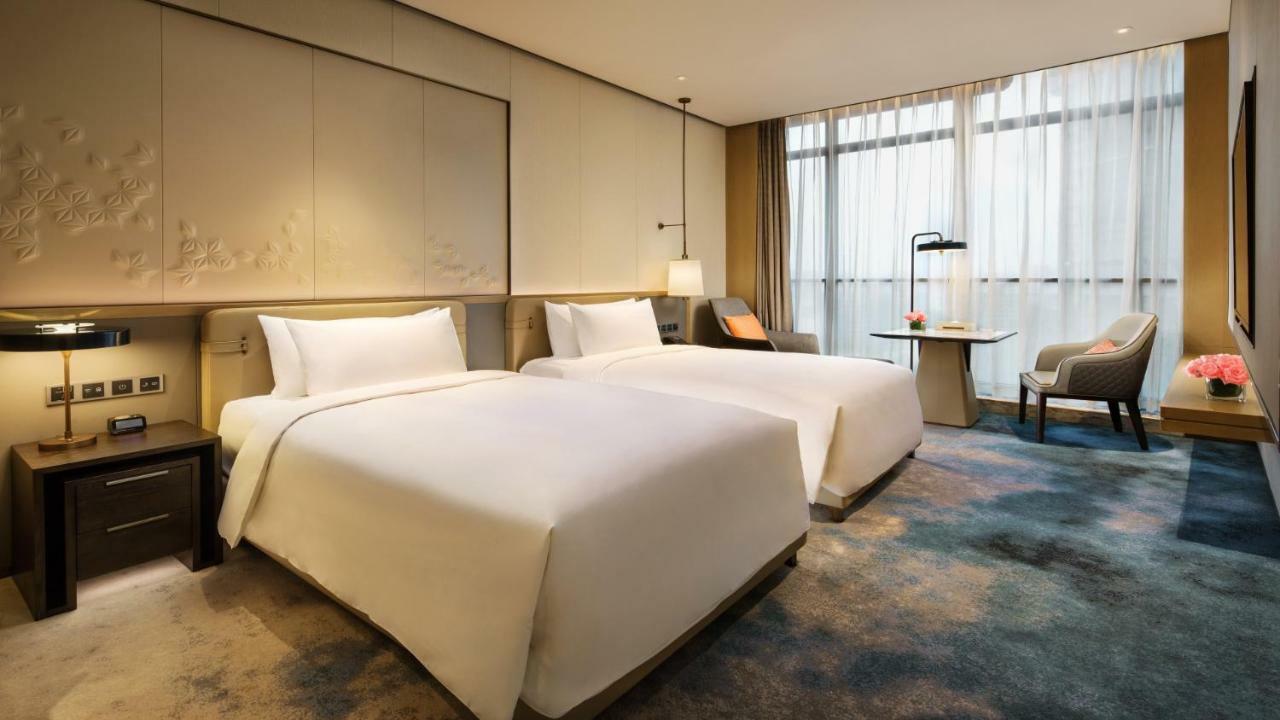 Hotel Crowne Plaza Xiangxi à Fenghuang Extérieur photo