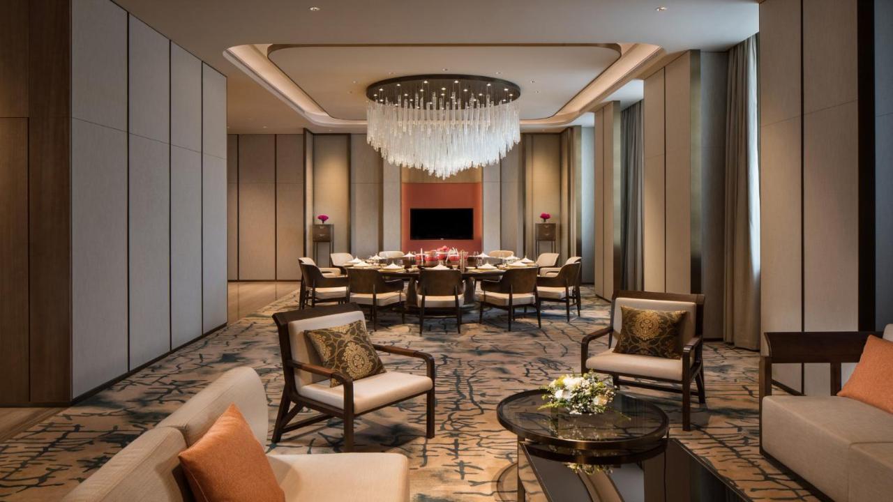 Hotel Crowne Plaza Xiangxi à Fenghuang Extérieur photo