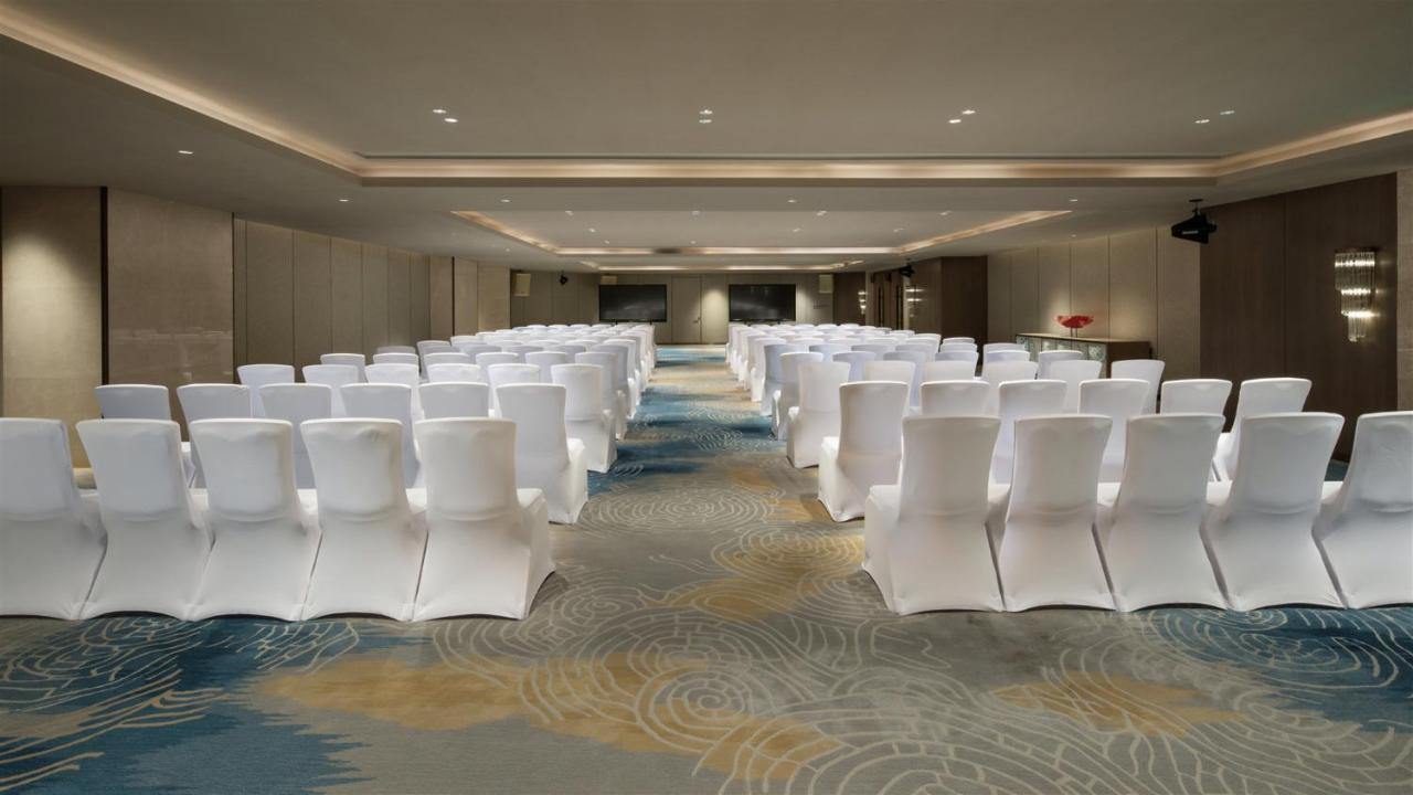 Hotel Crowne Plaza Xiangxi à Fenghuang Extérieur photo