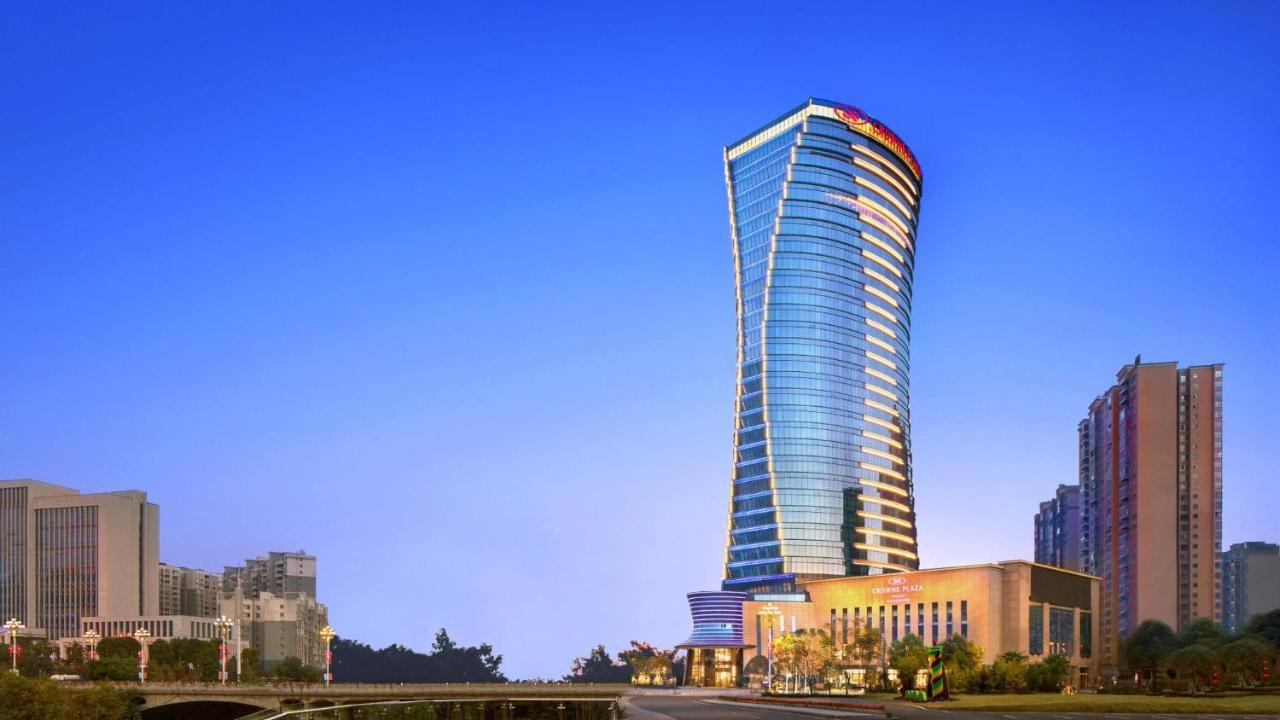 Hotel Crowne Plaza Xiangxi à Fenghuang Extérieur photo