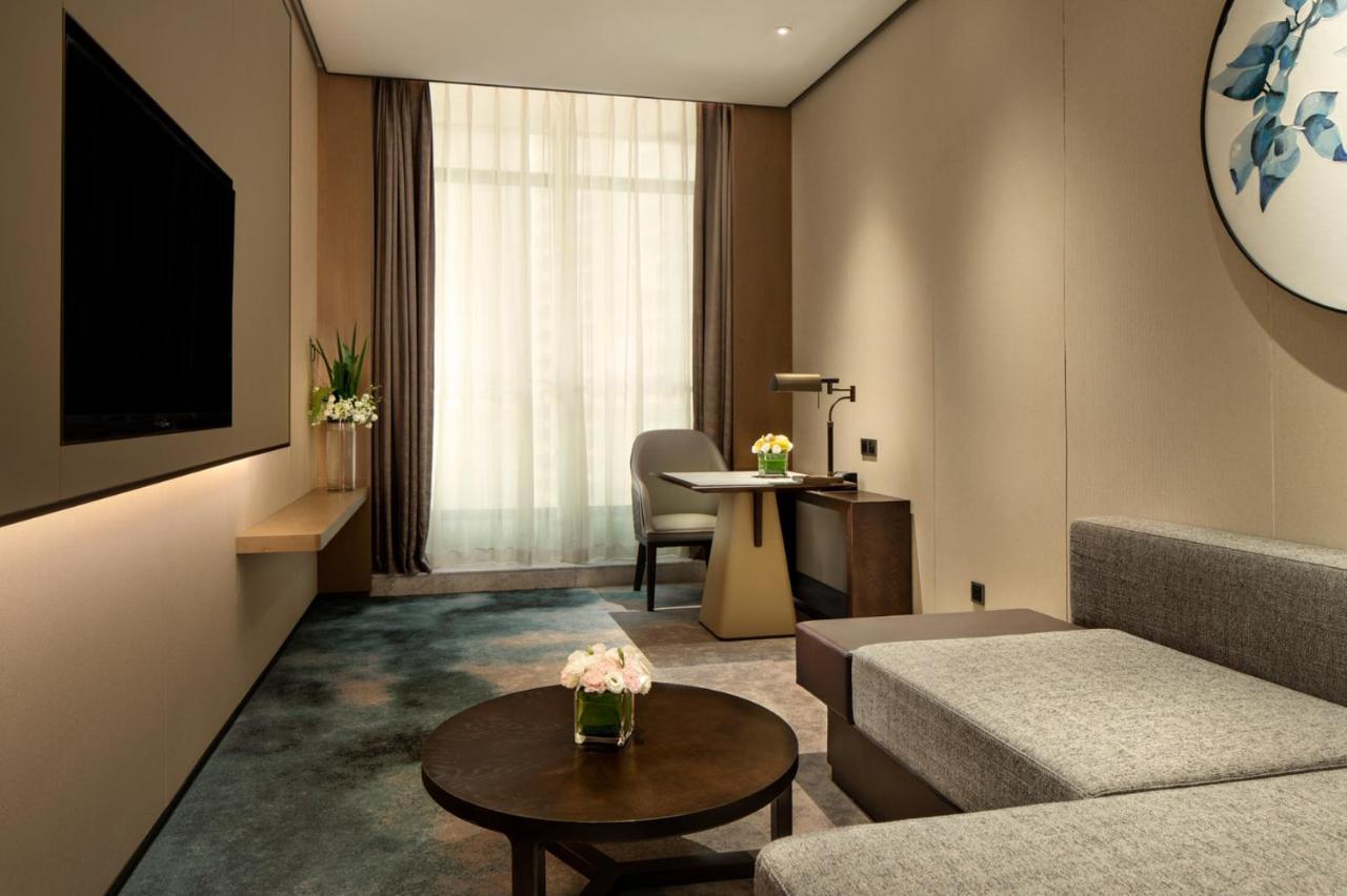 Hotel Crowne Plaza Xiangxi à Fenghuang Extérieur photo