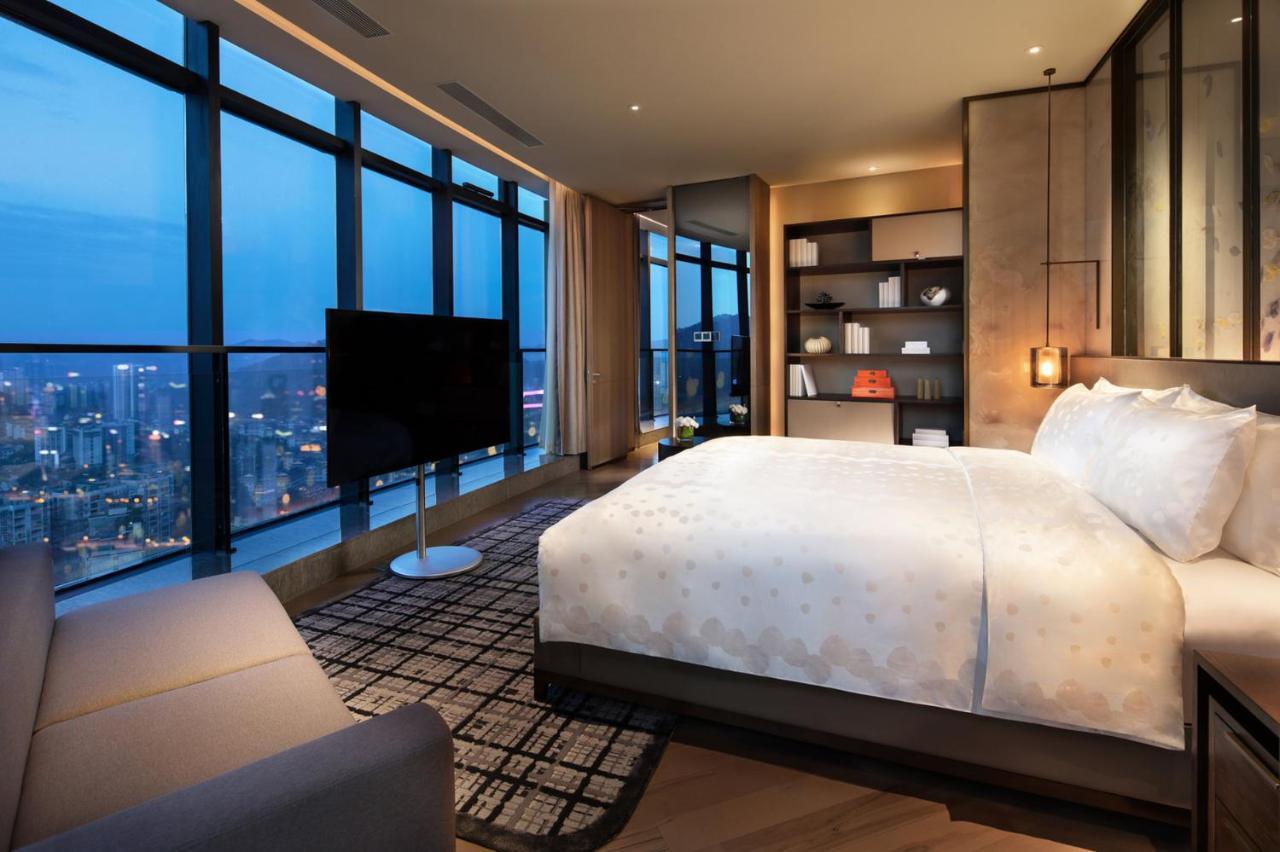 Hotel Crowne Plaza Xiangxi à Fenghuang Extérieur photo