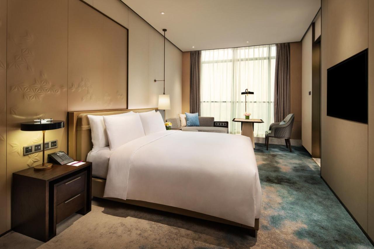 Hotel Crowne Plaza Xiangxi à Fenghuang Extérieur photo